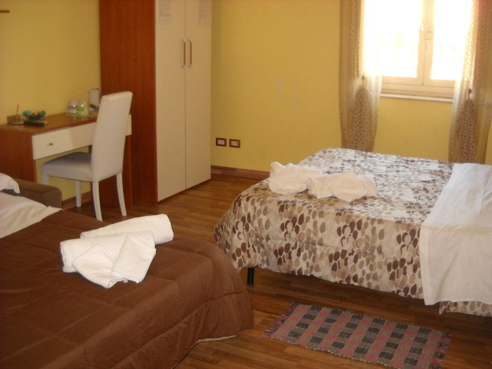 Rome'S Best Holidays Guest House Extérieur photo